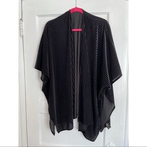 Black velvet kimono. Perfect for Fall and winter!